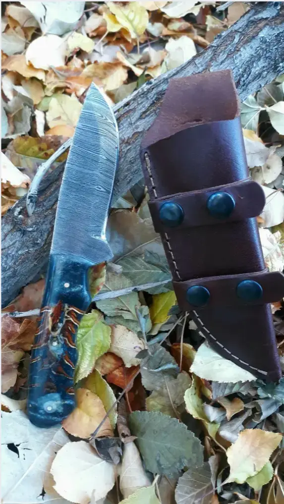blk pinecone with sheath.webp